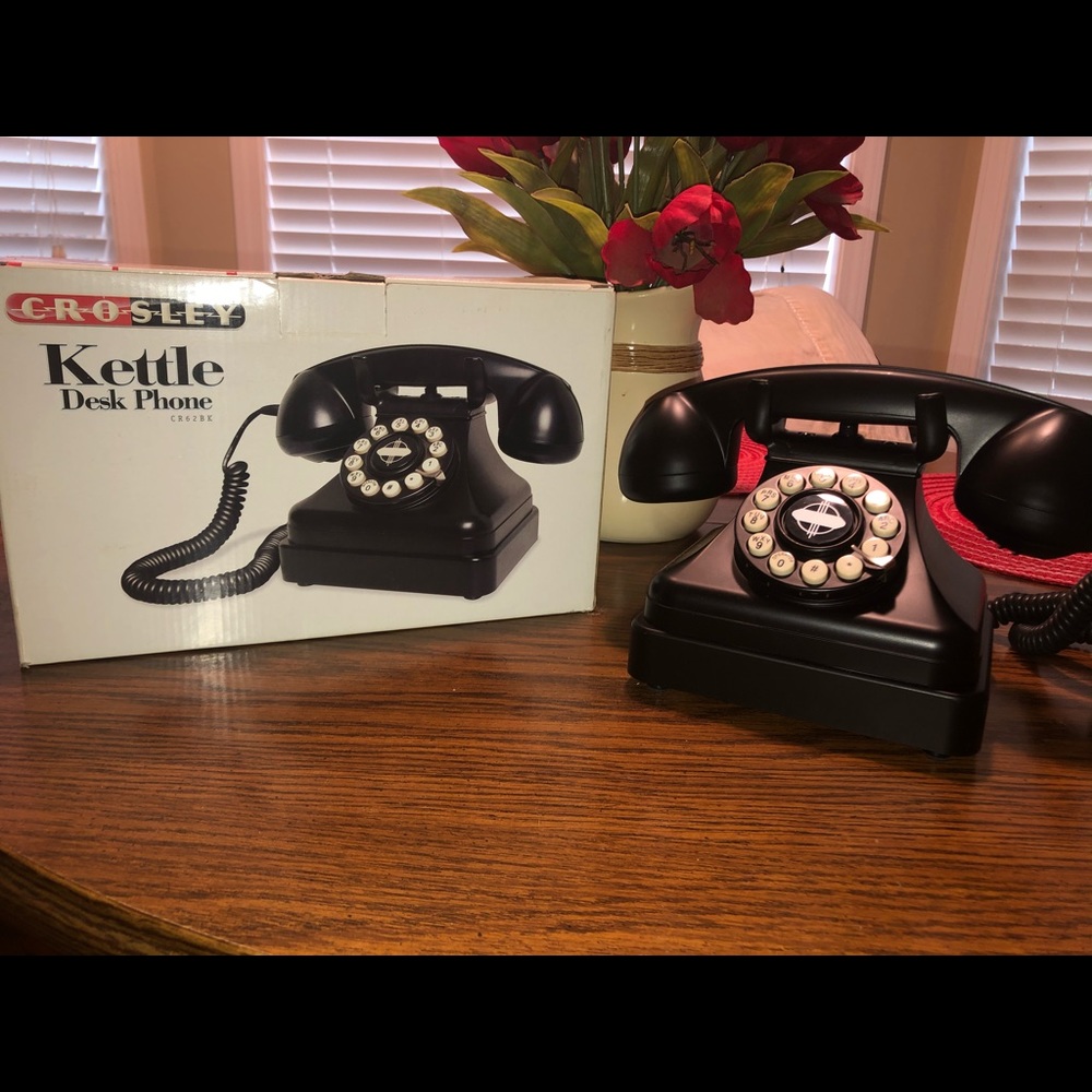 Crossly Classic Kettle Desk Telephone; NIB